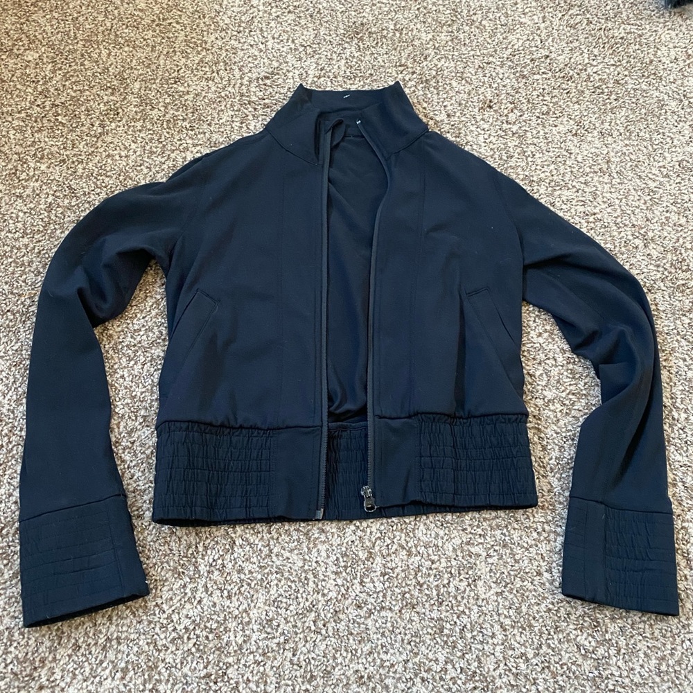 lululemon cropped jacket